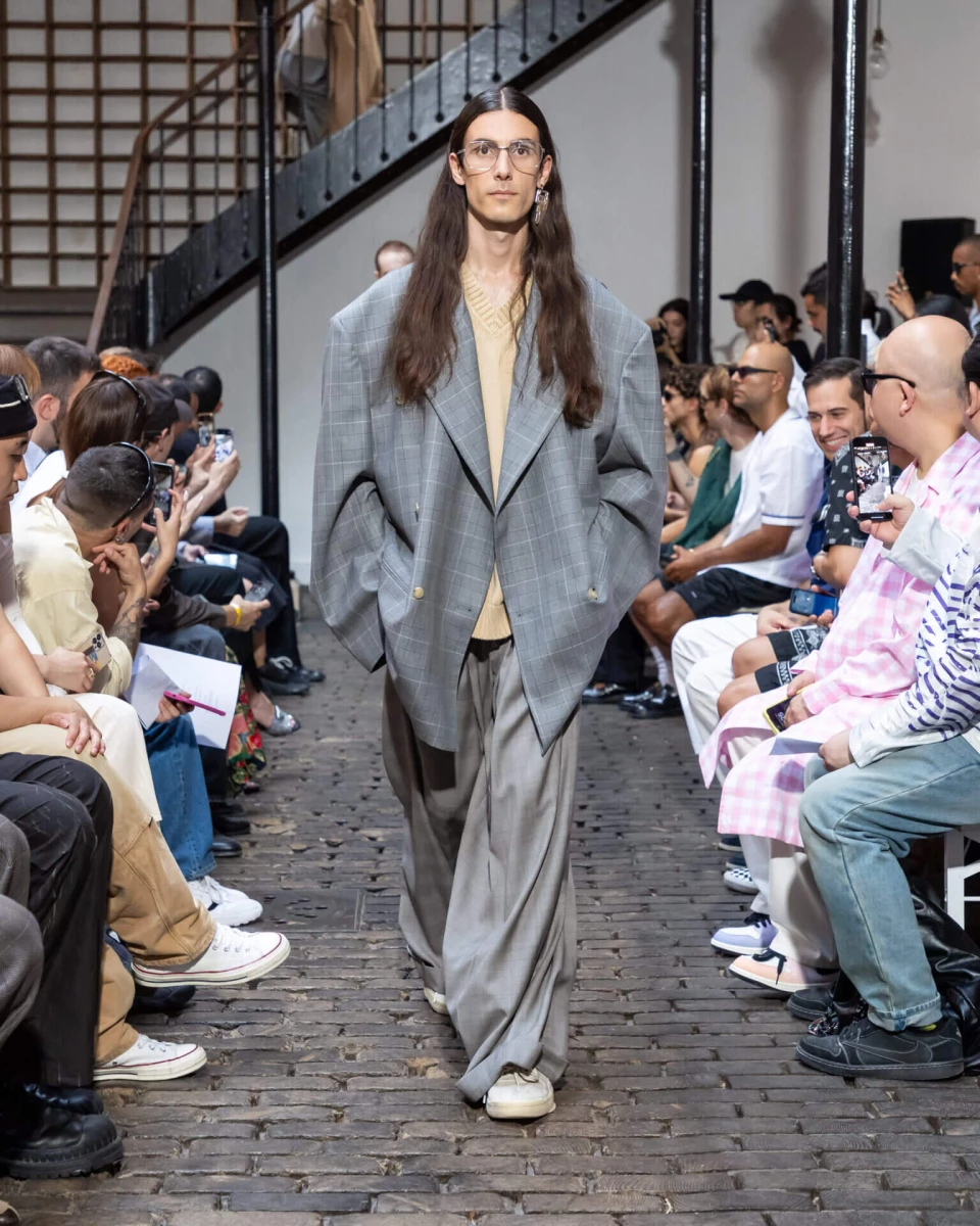 hed-mayner_ss24_runway_ig_look16