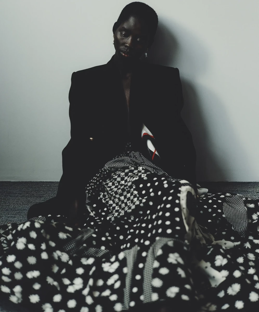 dg_281125_tmag_07_060_final_copyright_darren_gwynn